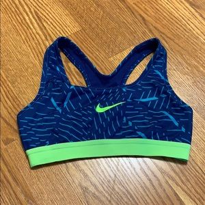 XS NIKE sports bra